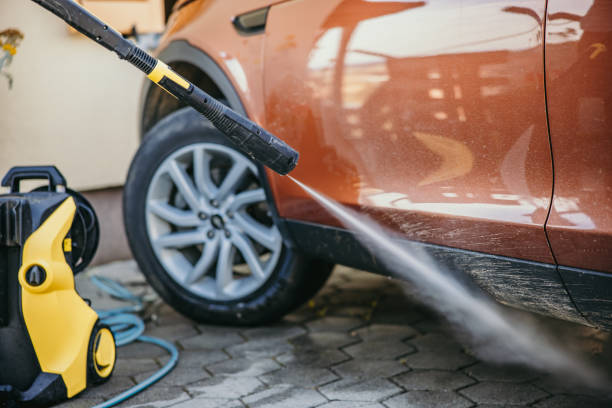 Why Choose Our Certified Pressure Washing Experts for Your Project Needs in Bardonia, NY?