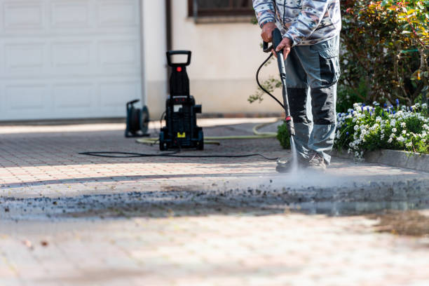 Why Choose Our Certified Pressure Washing Experts for Your Project Needs in Bardonia, NY?